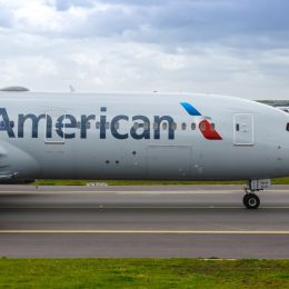 荷兰阿姆斯特丹,2021年5月21日:美国航空公司波音787 - 9梦幻客机的飞机(AMS)在荷兰阿姆斯特丹斯希波尔机场。